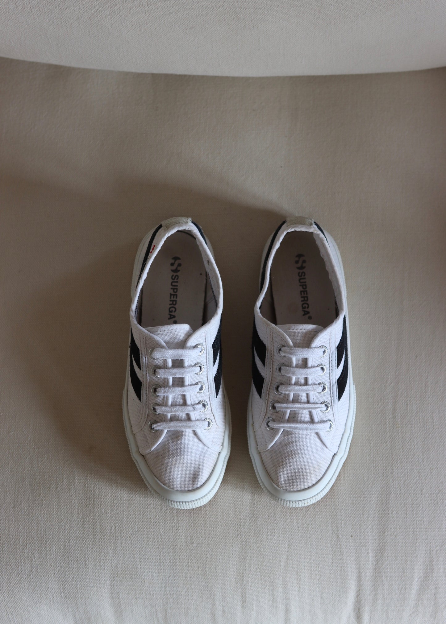 SUPERGA | White Plimsoles Sneakers | Size 4.5