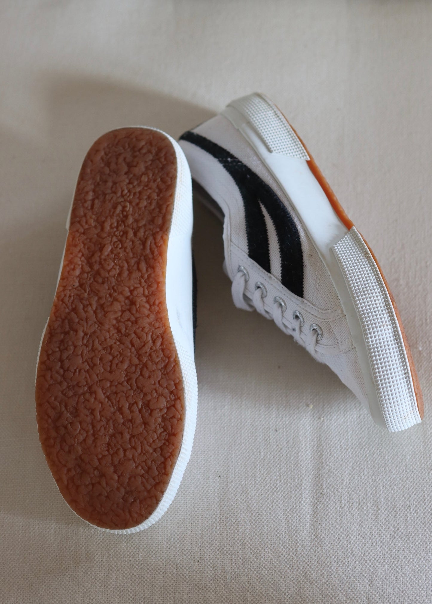 SUPERGA | White Plimsoles Sneakers | Size 4.5