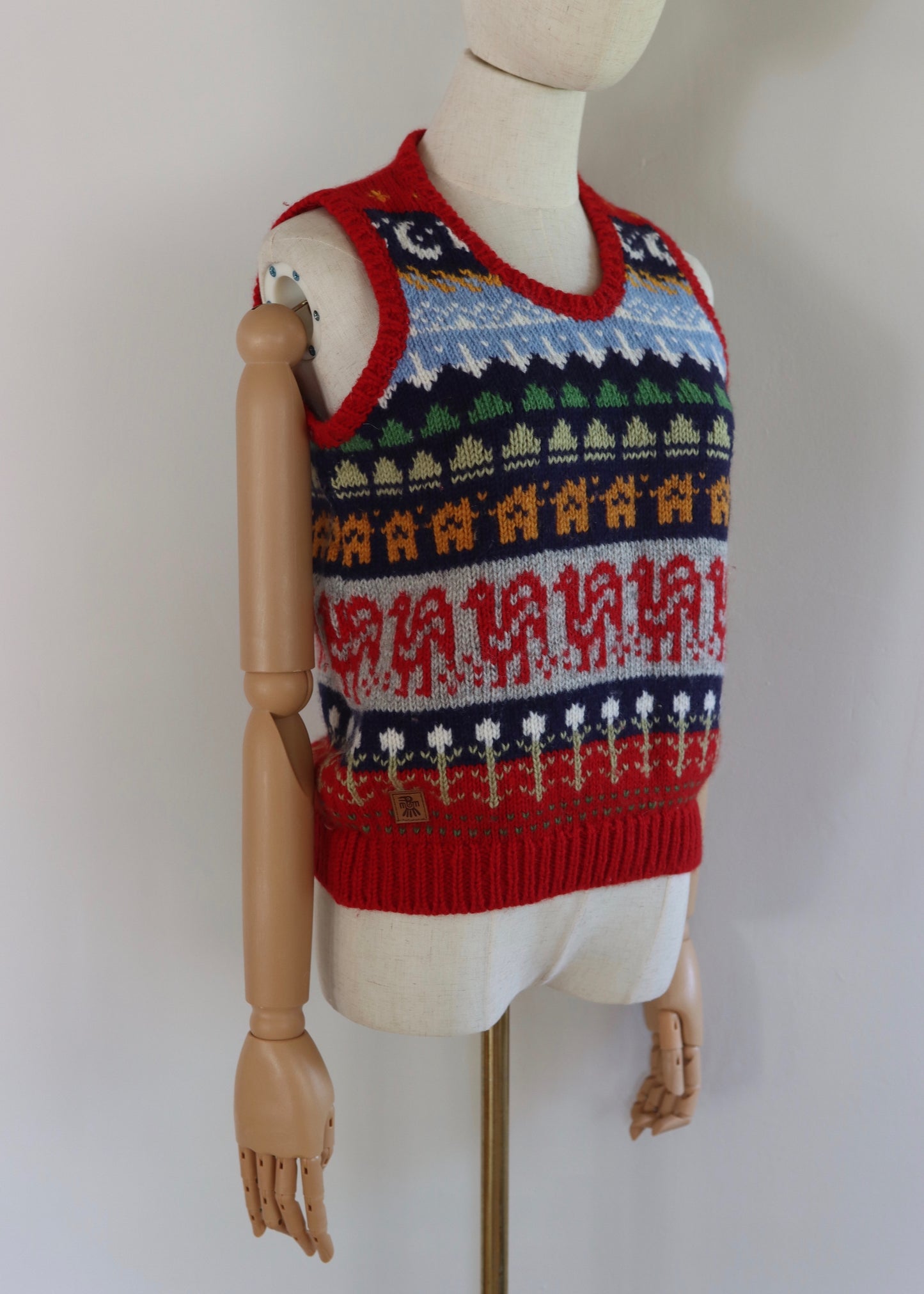 PACHAMAMA - Hand Knitted Wool Vest