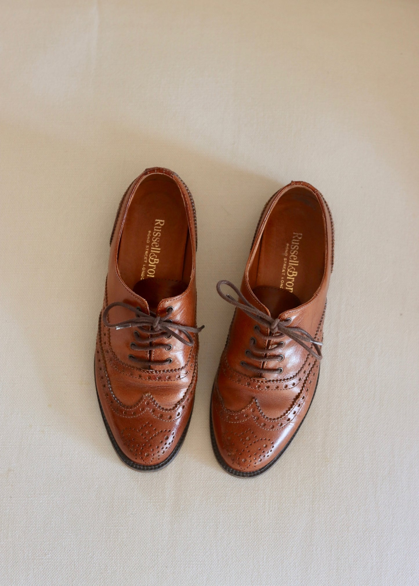 Russel & Bromley Leather Brown Laced Shoes Brogues