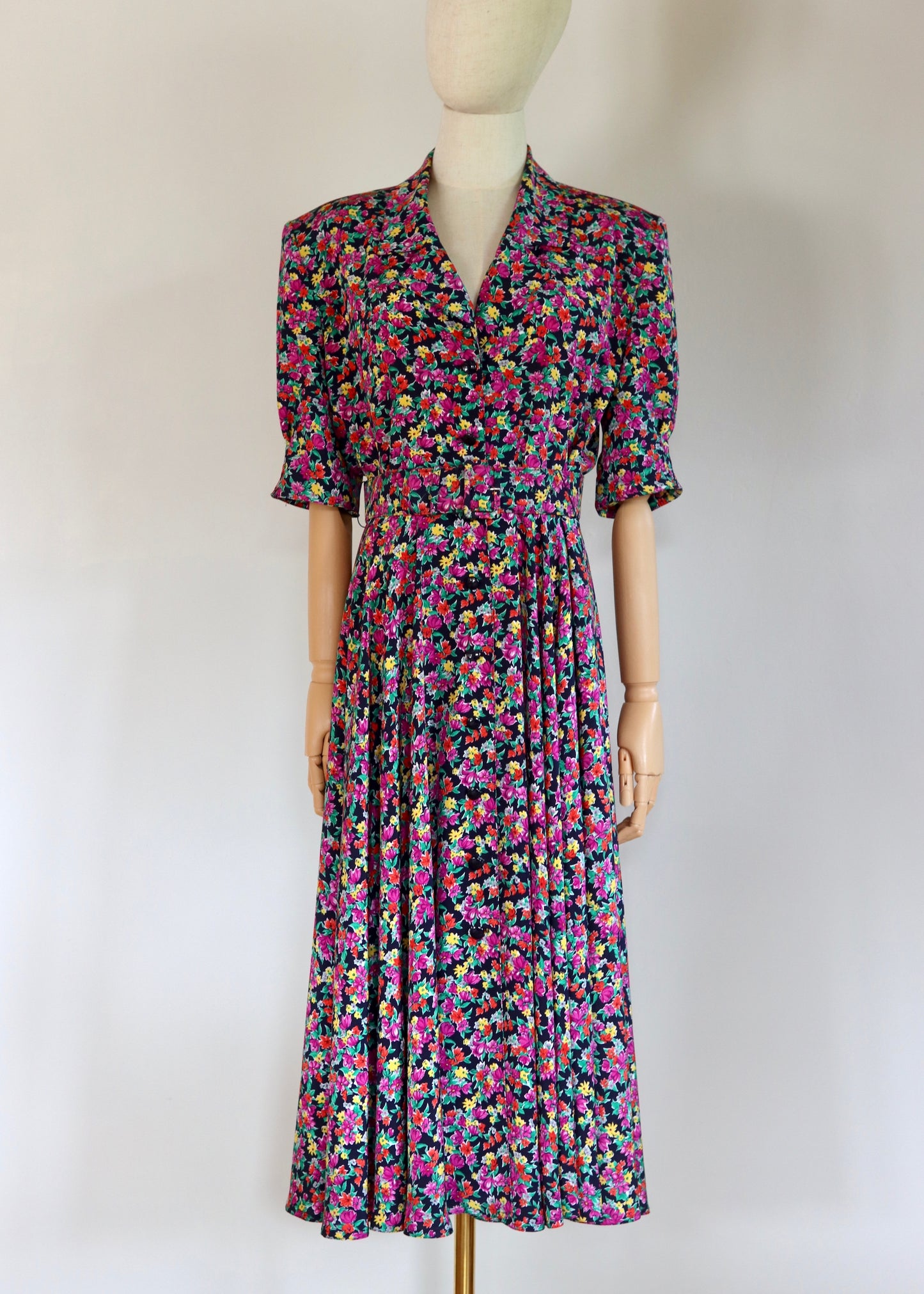 WINDSMOOR | 1940's Style Floral Shirt Dress