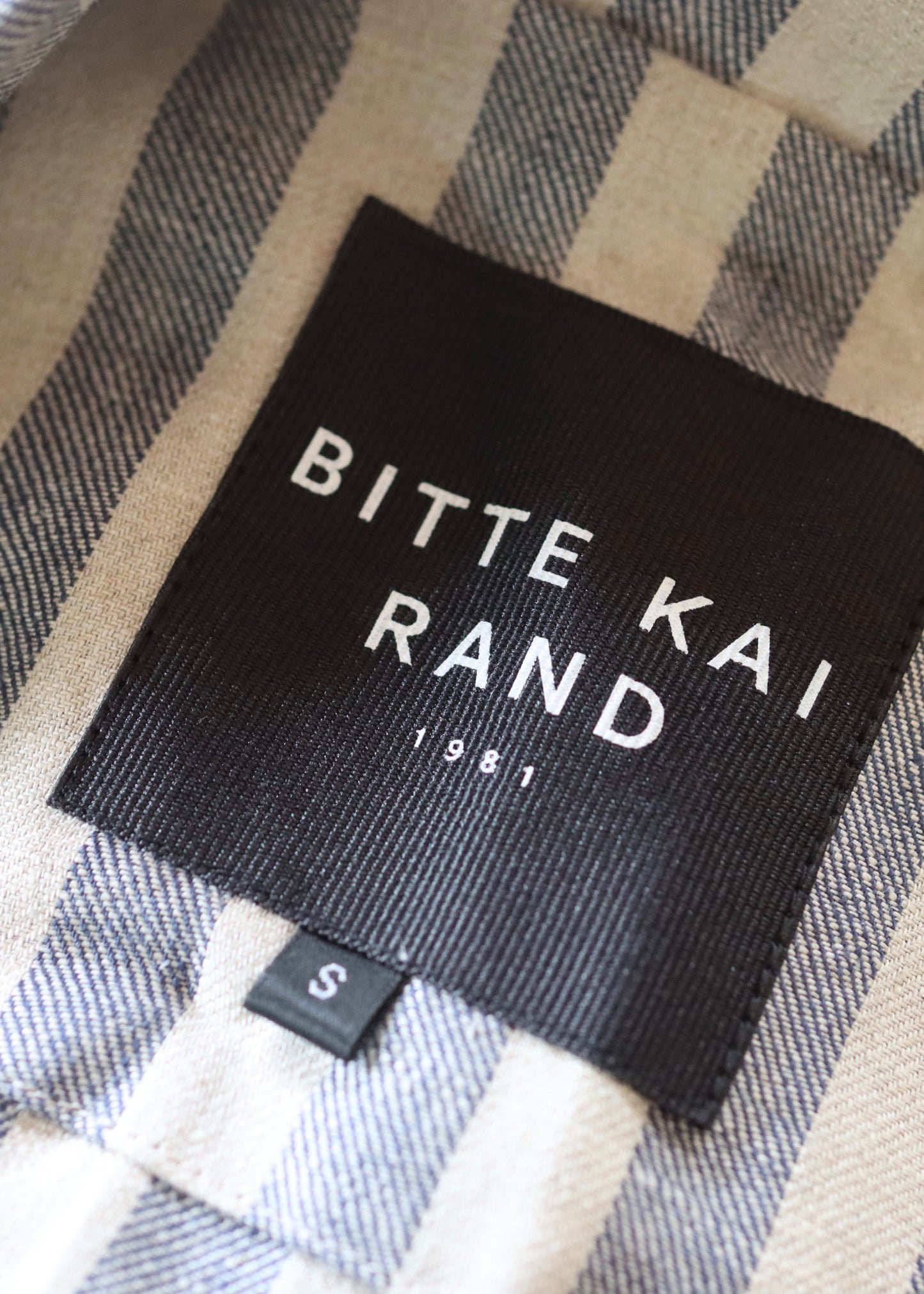 BITTE KAI RAND | Linen Stripe Wrap Jacket