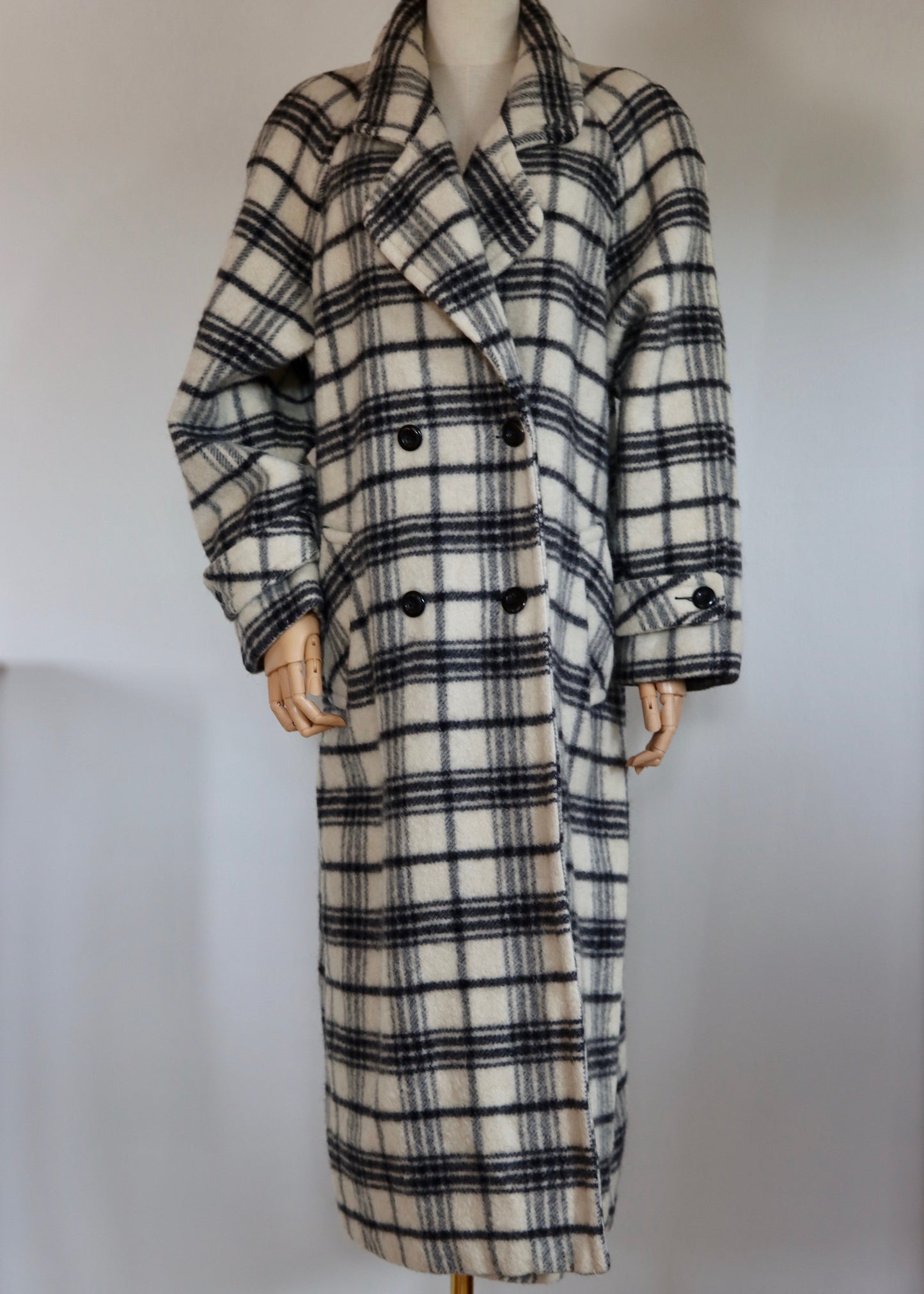 JOHN WEITZ | Oversized Plaid Coat