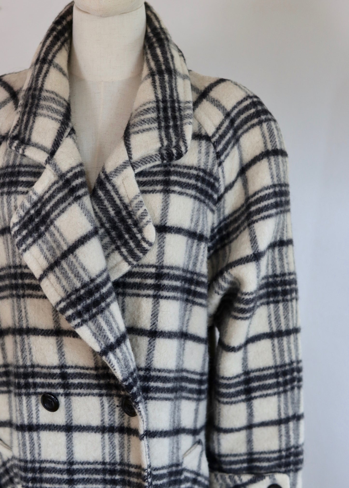 JOHN WEITZ | Oversized Plaid Coat