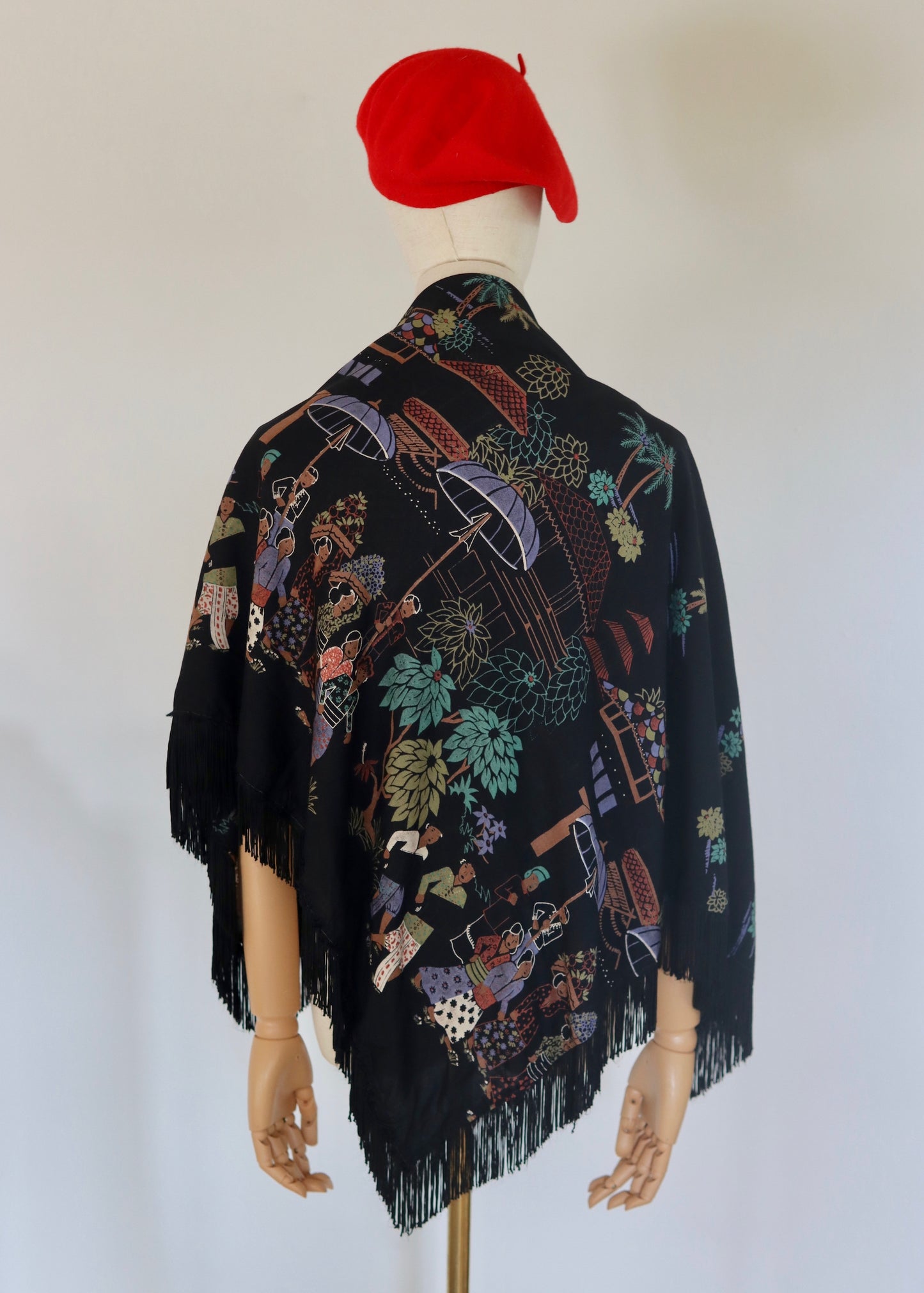 Early–mid 20th century vintage fringed novelty-print shawl