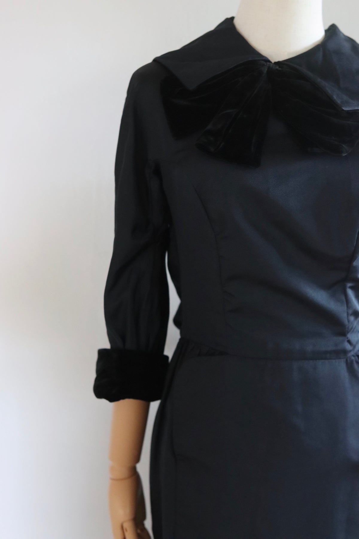 CEIL CHAPMAN | 1950s Black Cocktail Dress