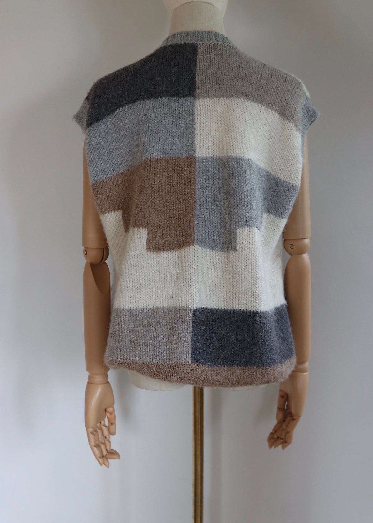 Vintage 80s Peruvian Hand Knit Alpaca Scenic Novelty Sweater Vest