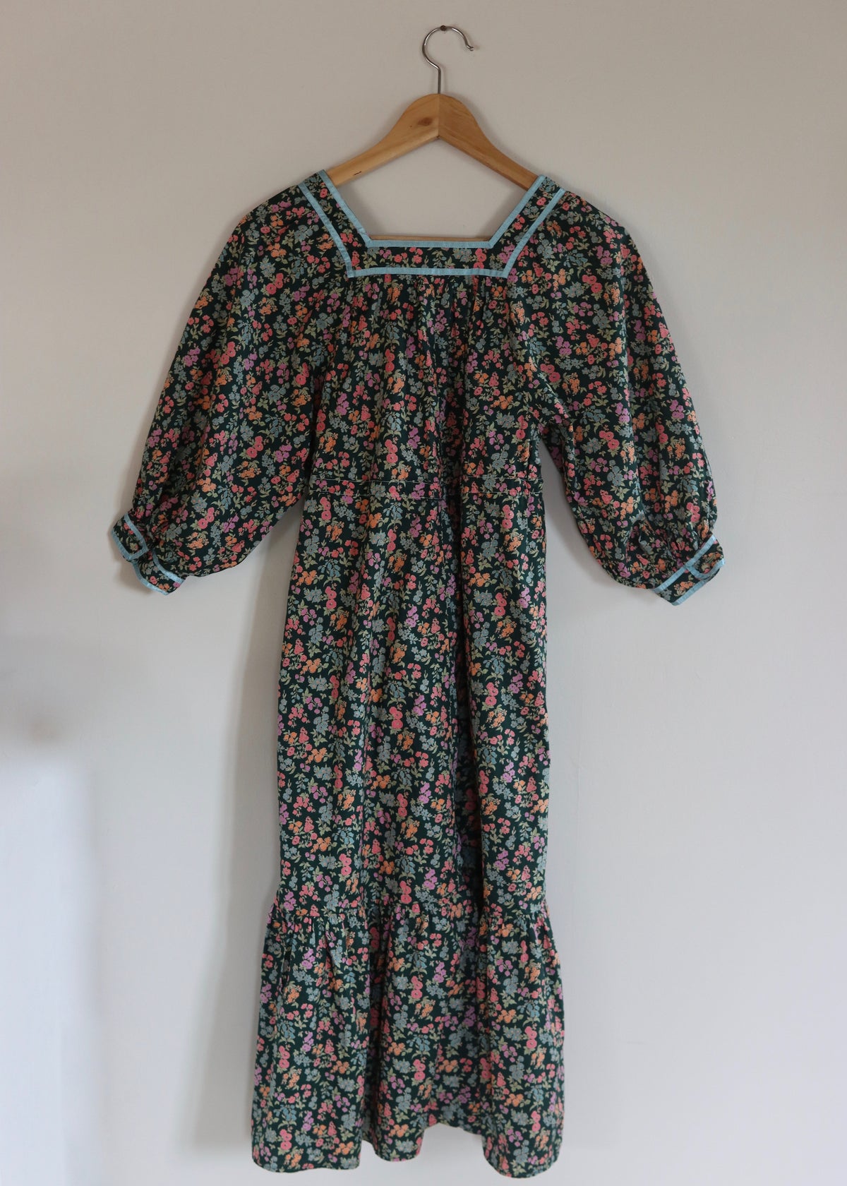 Fine Feathers Cotton Floral Prairie 1970s Dress