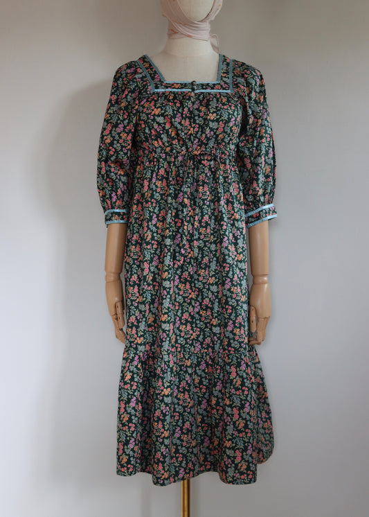 Fine Feathers Cotton Floral Prairie 1970s Dress