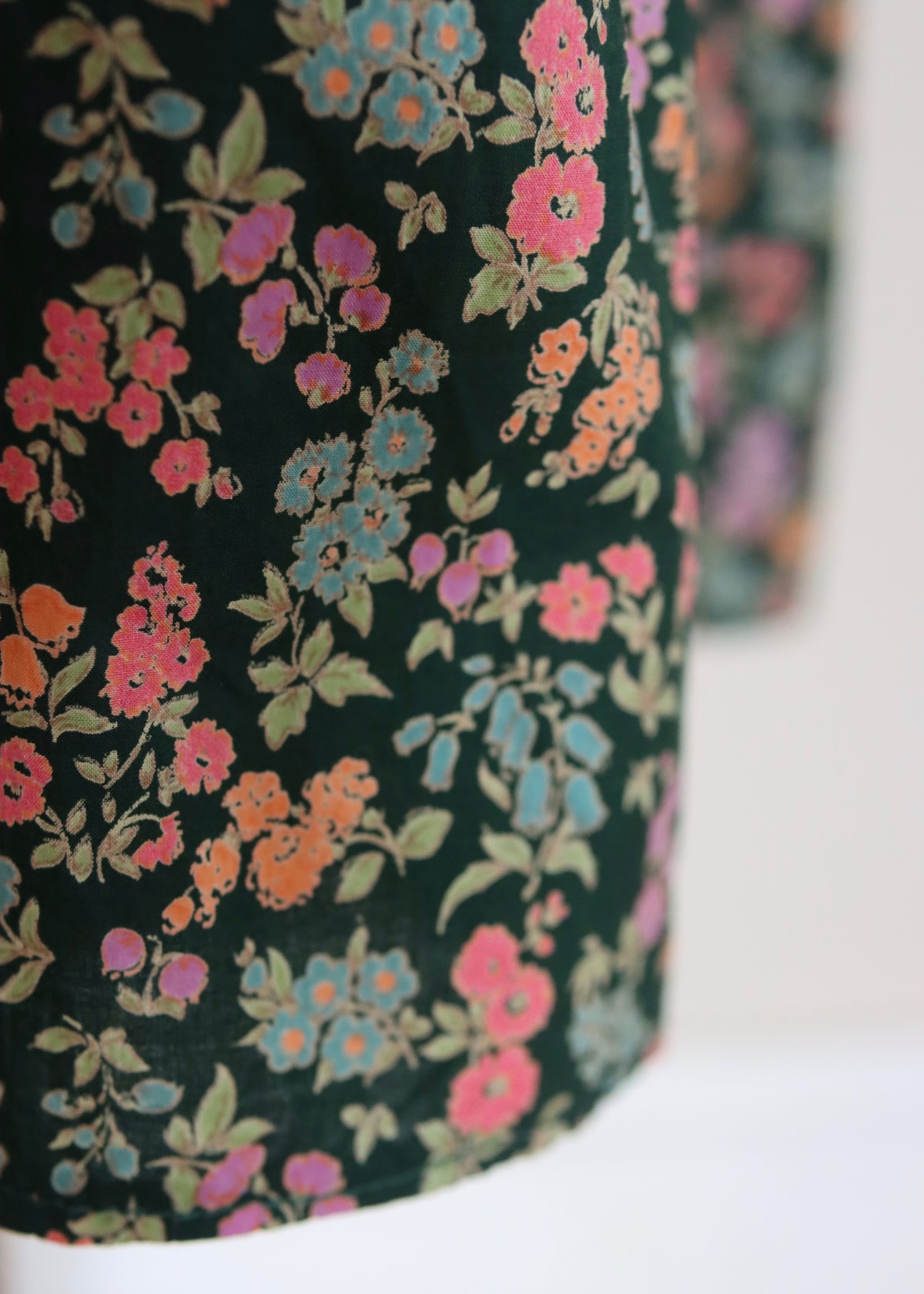 Fine Feathers Cotton Floral Prairie 1970s Dress
