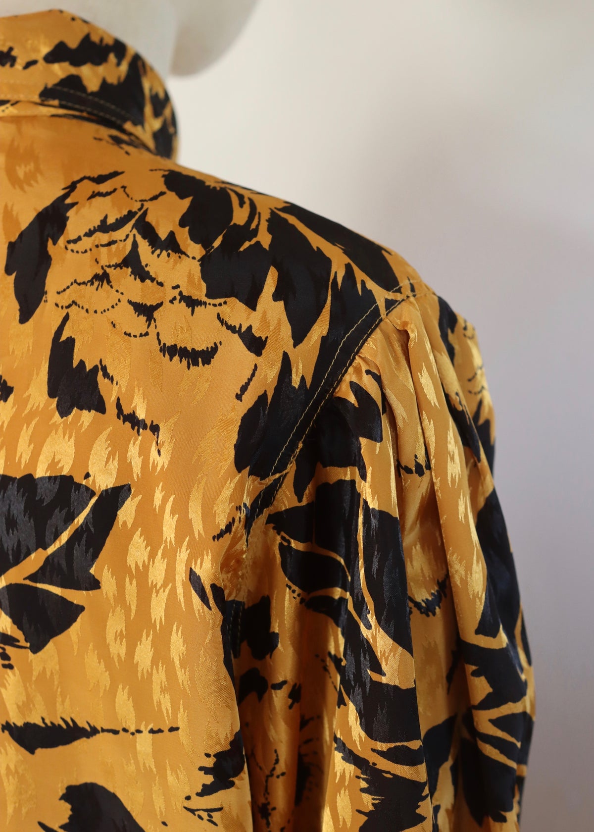 MONA International 80s Gold Print Blouse