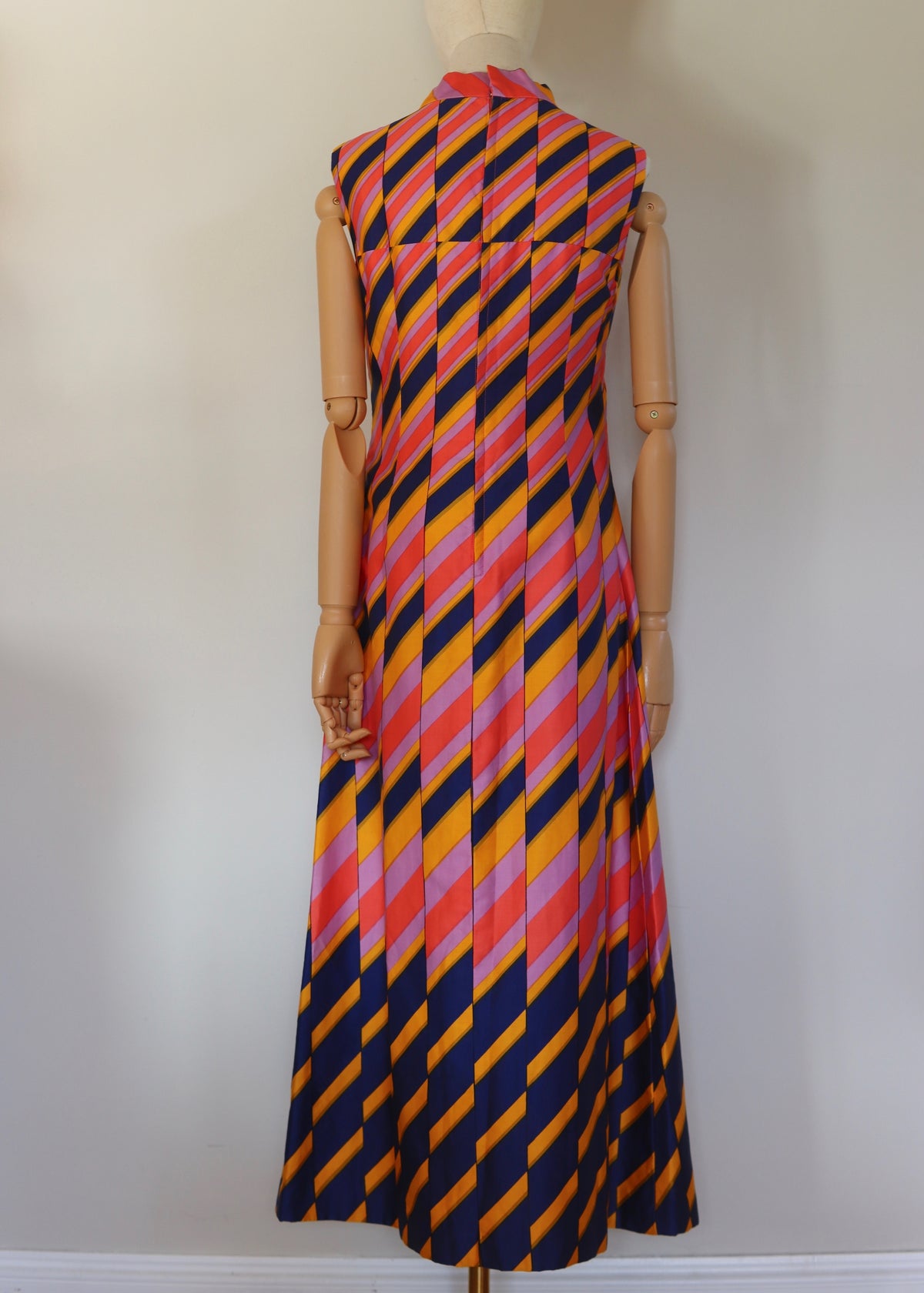 1970s Geometric Print Maxi Dress