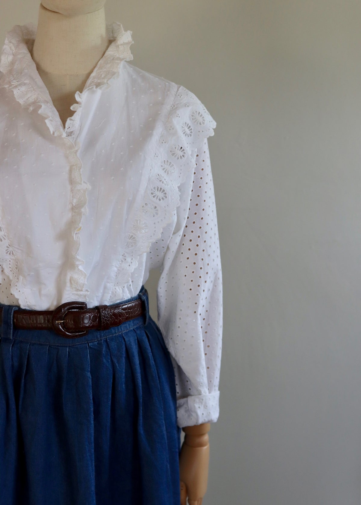 Mondi 1980s Broderie Anglaise Victoriana Ruffle batwing Blouse