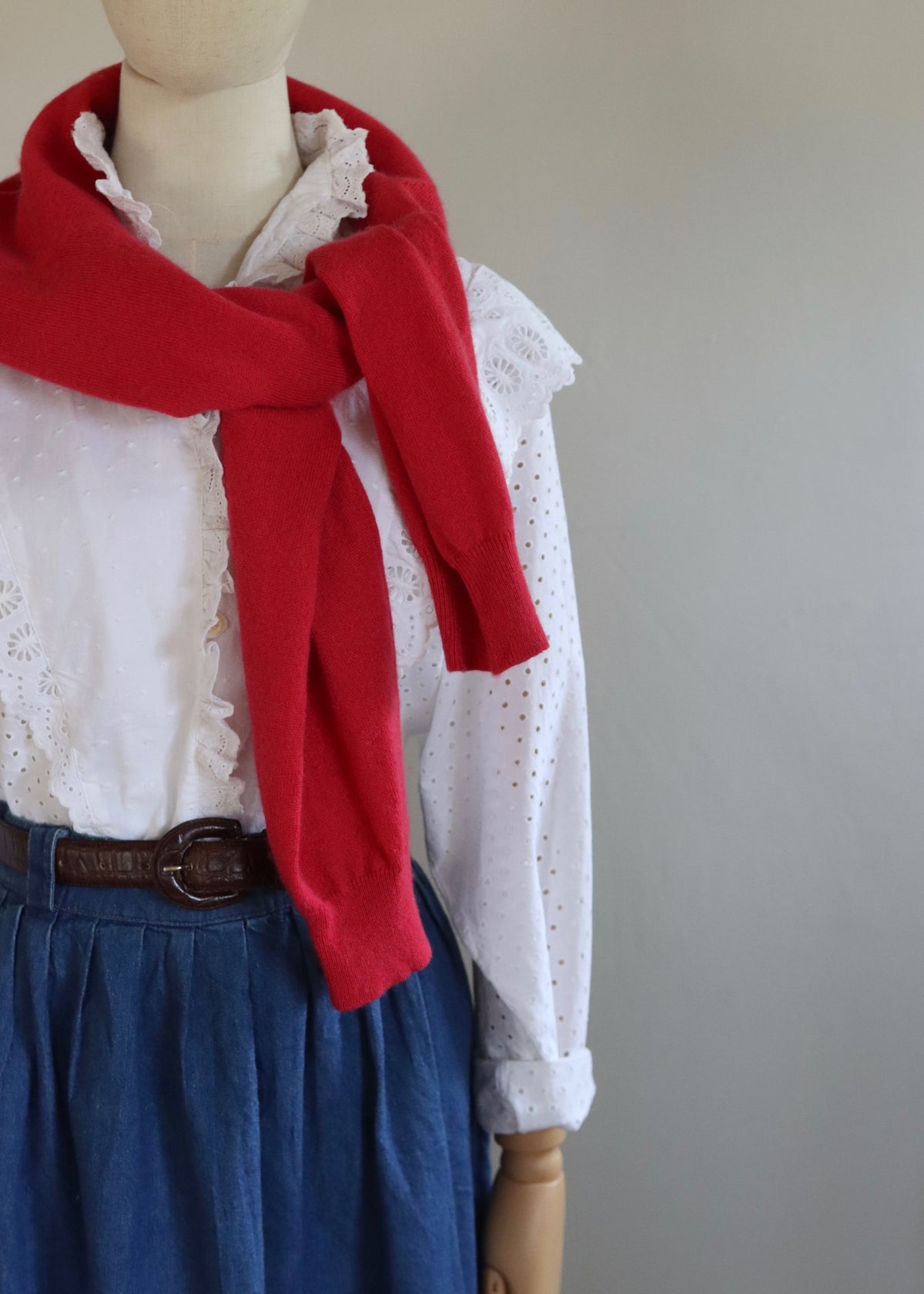 Red Cashmere Blend Round Neck Jumper