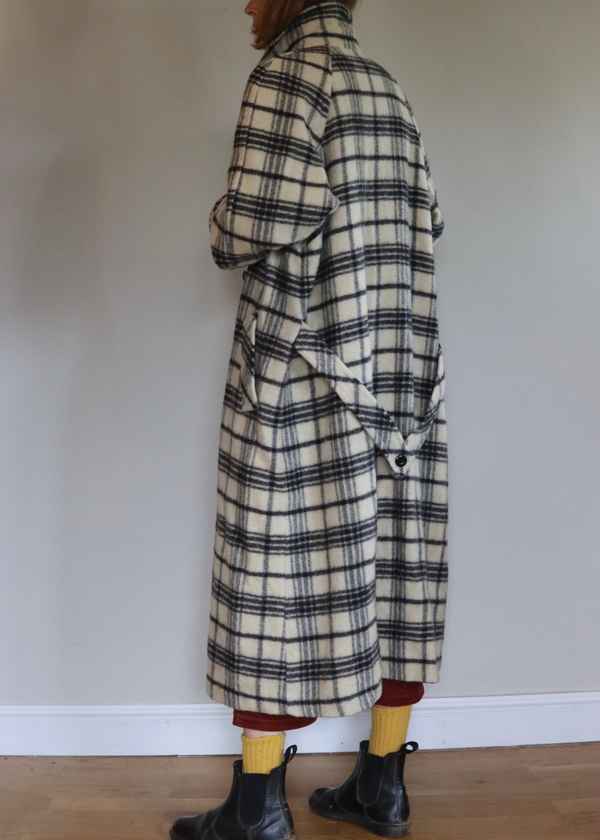 JOHN WEITZ | Oversized Plaid Coat