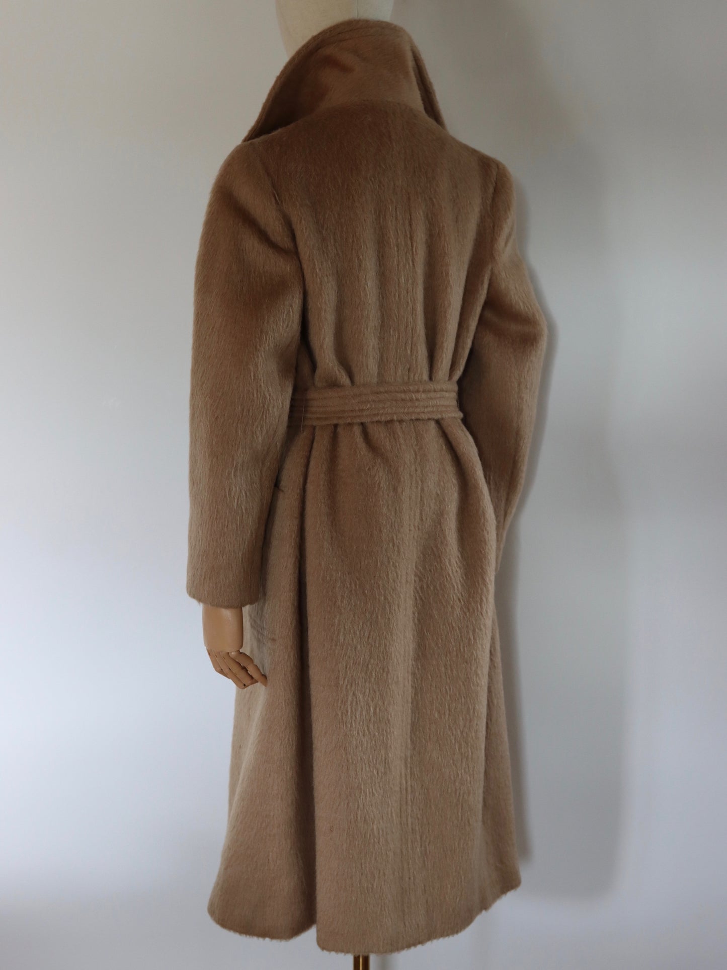 Louis Féraud Camel Coat | 1960s