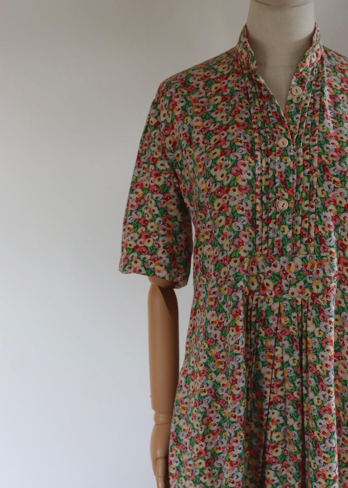 Hildebrand Liberty Floral Dress | 1970s