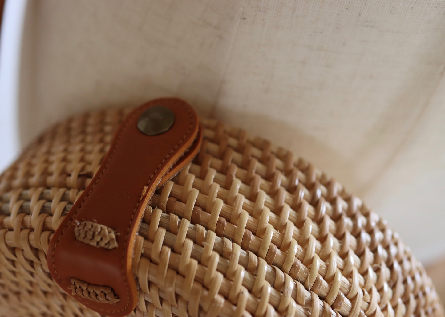 Boho round rattan crossbody bag