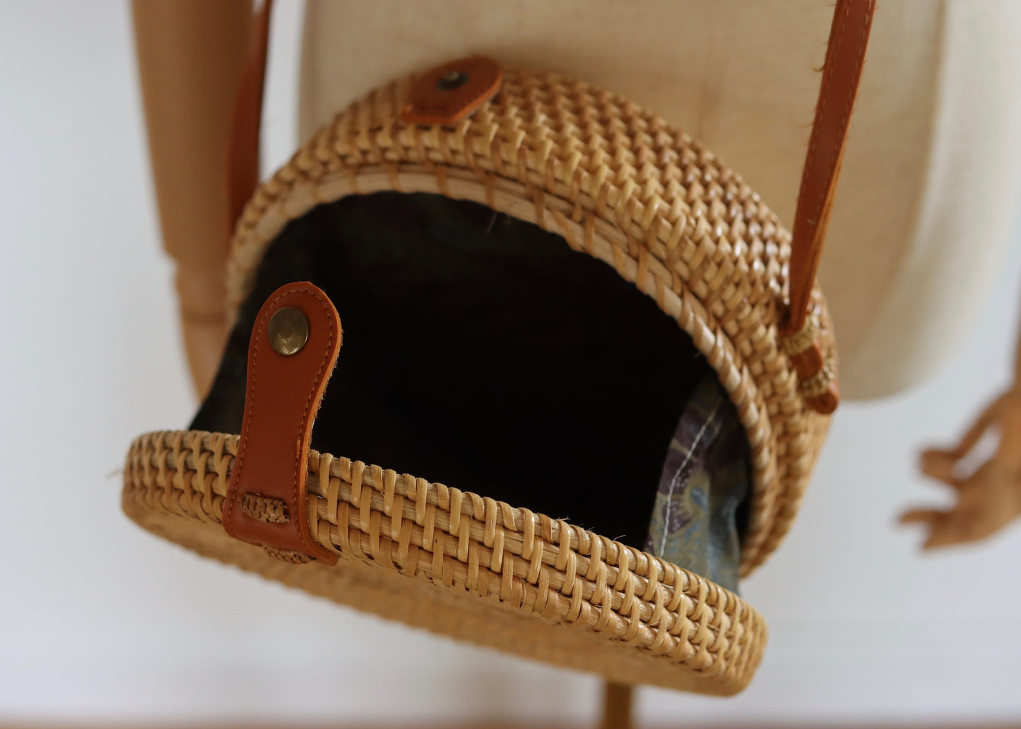 Boho round rattan crossbody bag