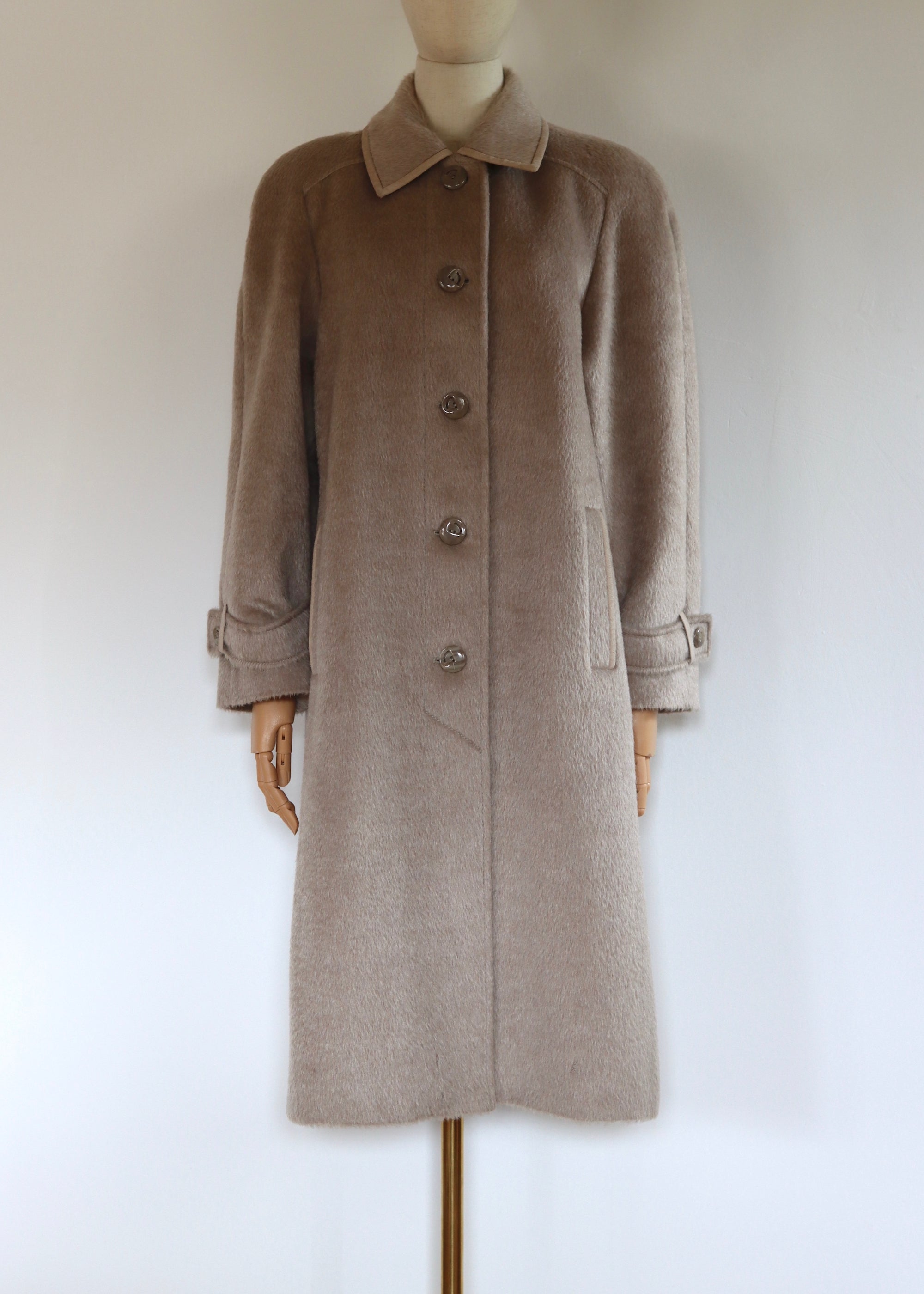 Outerwear – Lila.